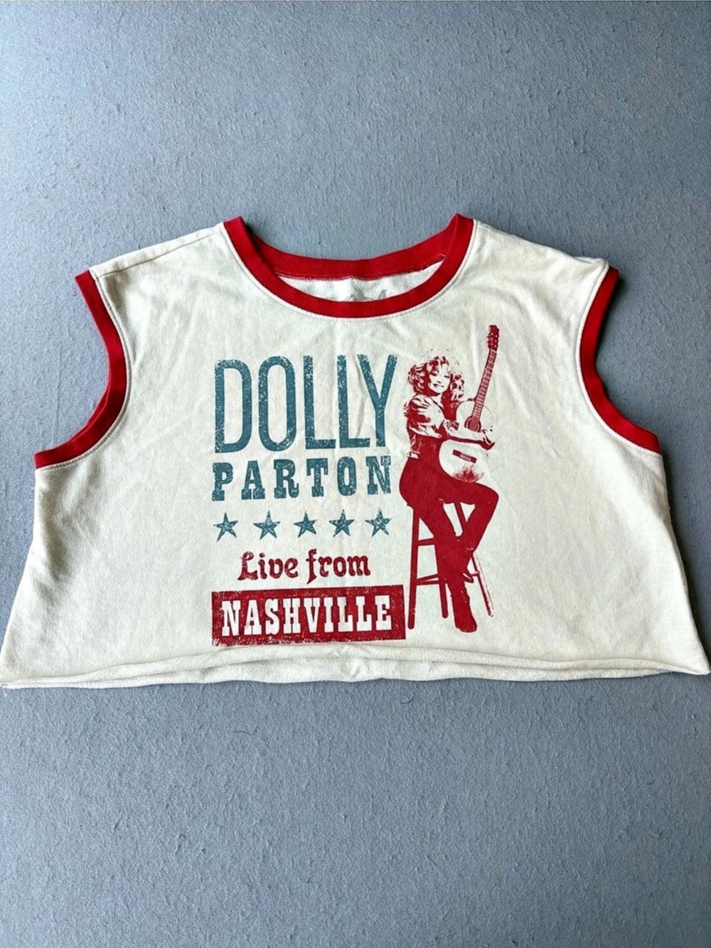 Dolly Parton Live From Nashville Graphic Cropped Ringer Tee in White Sz L